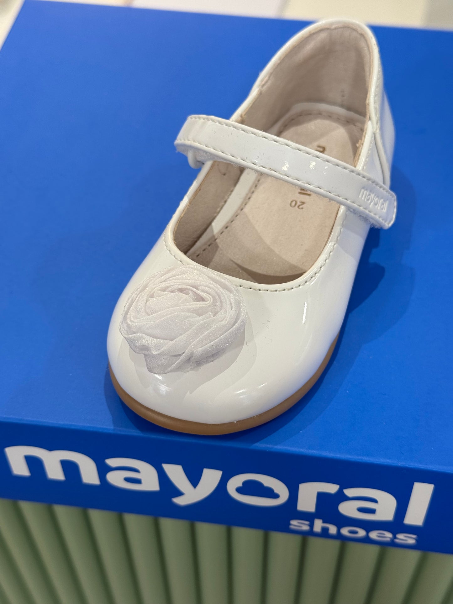 Ballerina Bianca lucida Mayoral