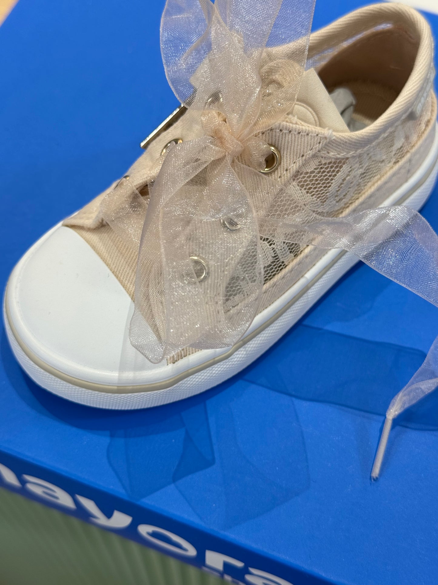 Sneakers pizzo Mayoral